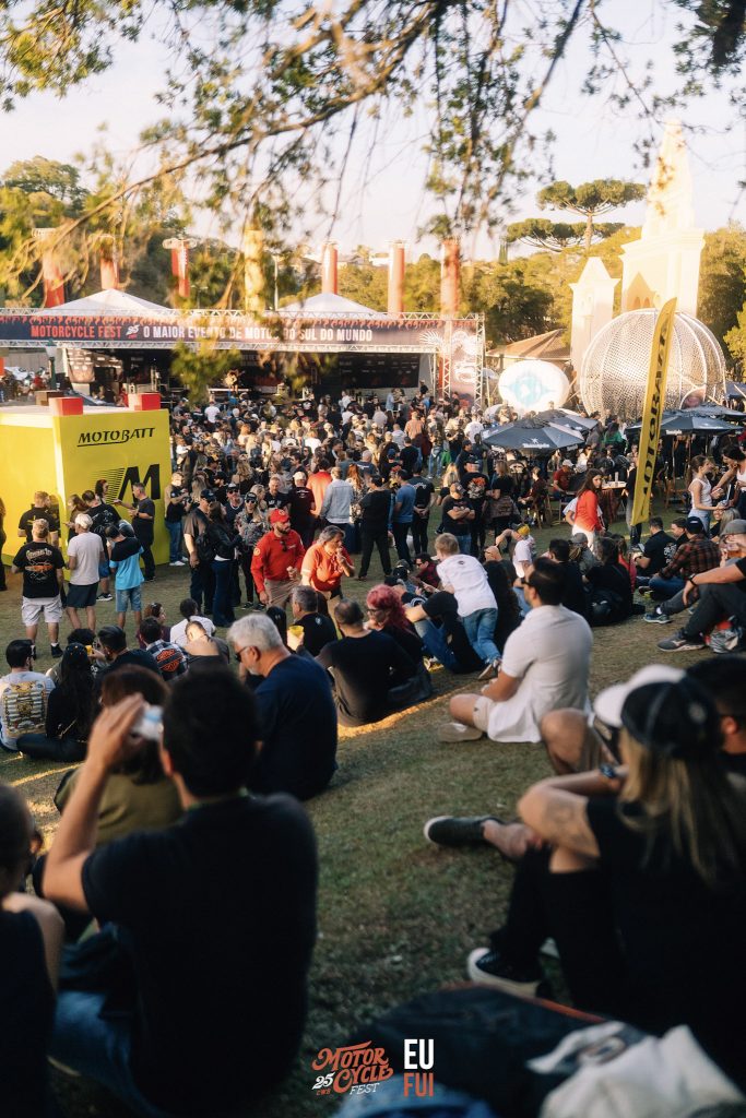 Publico curtindo o evento